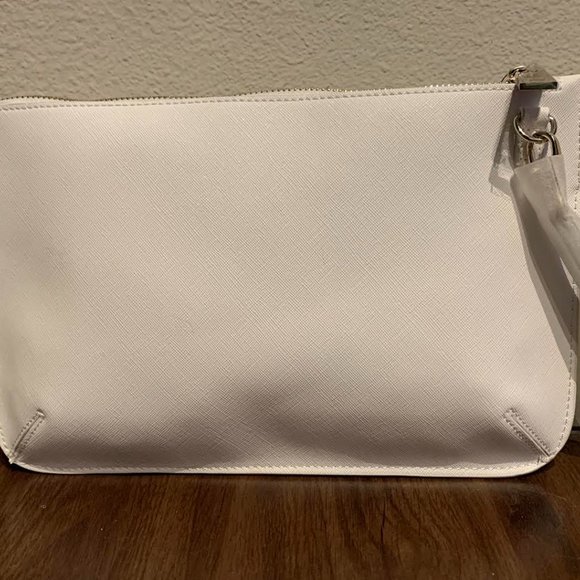 Hydrangea GWP Pouch - Picture 2 of 4